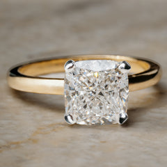 Armide Solitario Cojín 2 CT