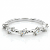 Baguette 5 Diamond Band (Alianza Baguette 5 Diamantes 0.50 CTW)