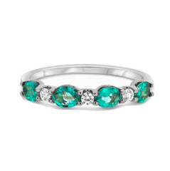 Clio Oval Emerald & Diamond Ring