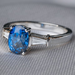 Notre Dame Zafiro Oval 2.00 CT LAB