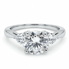 Notre Dame Trilliant (Montura Diamantes Laterales Trilliant)