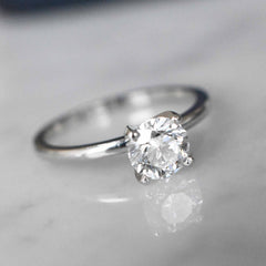 Armide Petite Solitario Redondo 0.90 CT