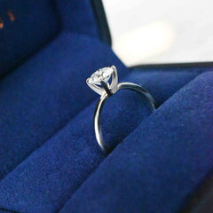Armide Petite Solitario Redondo 0.90 CT