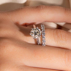 Belle 0.75 CTW (Churumbela Pavé Canasta)