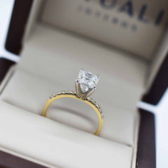 Étoilée Petite Pavé Radiante 1.30 CT