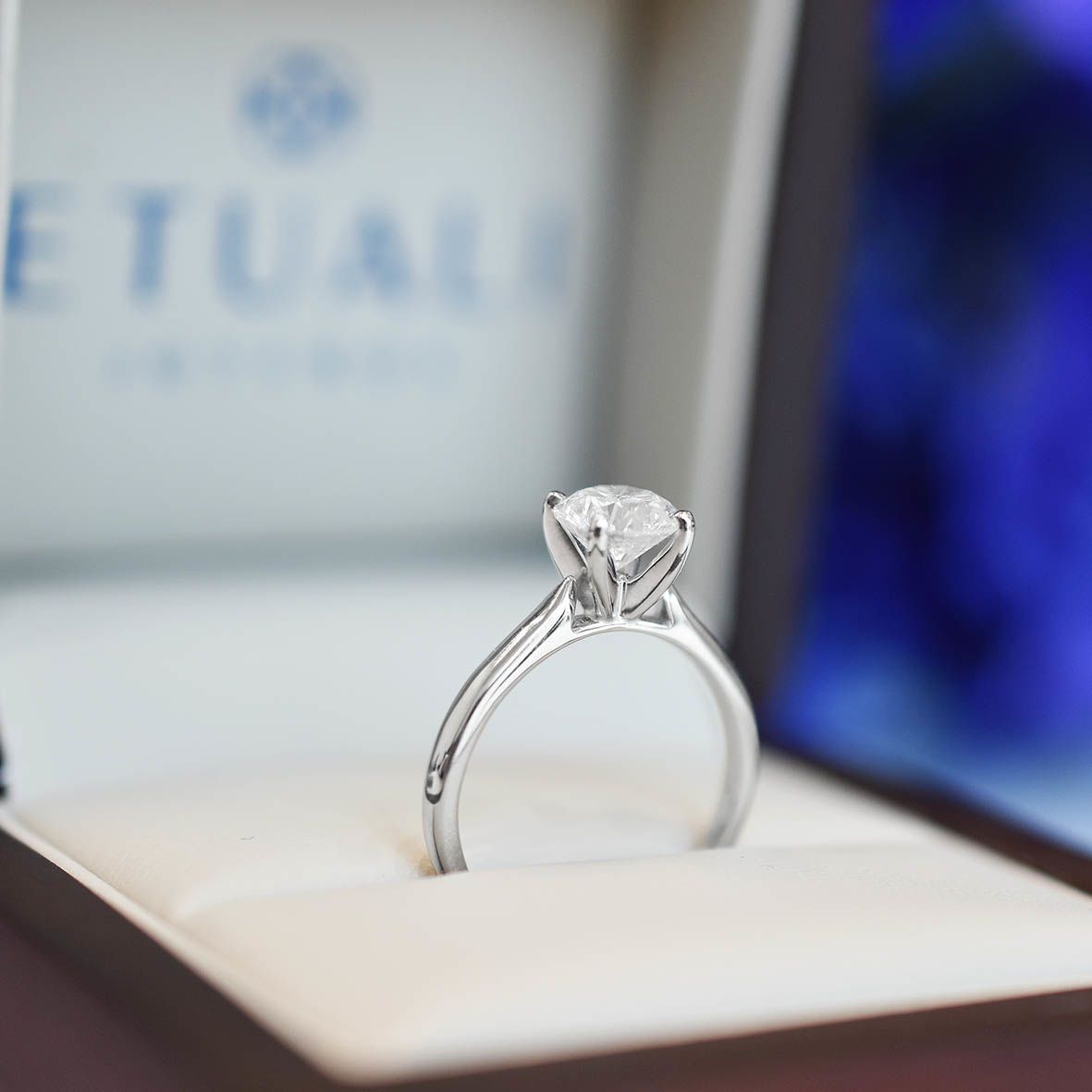 1 CT Cathedral Solitaire