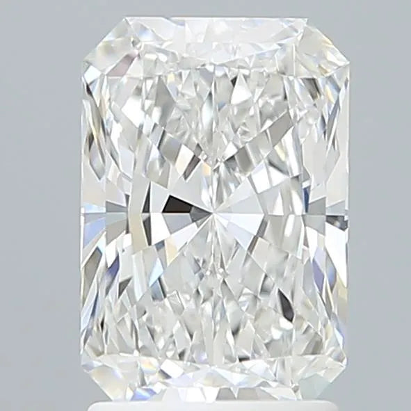 2.10ct Radiant Lab Grown Diamond (Colour E, Clarity VVS2, IGI Certified)