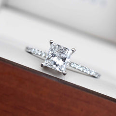 Étoilée Petite Pavé Princesa 1.00 CT