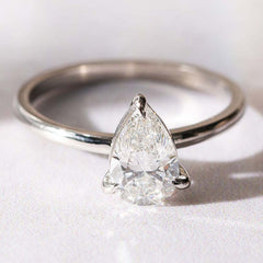 Ballade Solitario Pera 1.00 CT