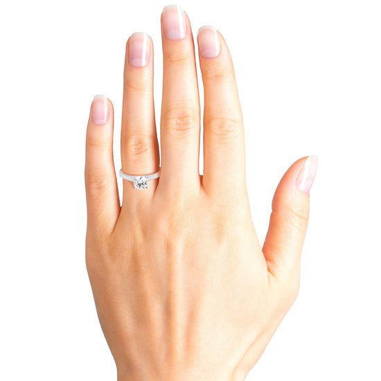 Avenue Solitario Redondo 0.95 CT
