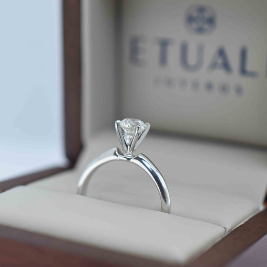 Bradfort Solitario Redondo 0.67 CT